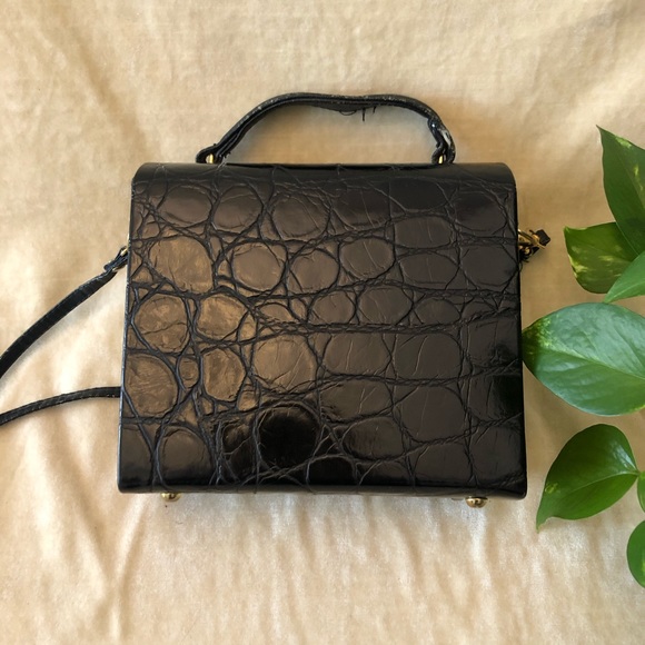 Black purse - Picture 2 of 7